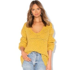 FREE PEOPLE Crashing Waves women’s size small honey color knitted sweater